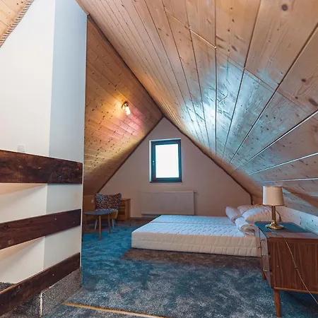 Pod Snieznymi Kotlami *